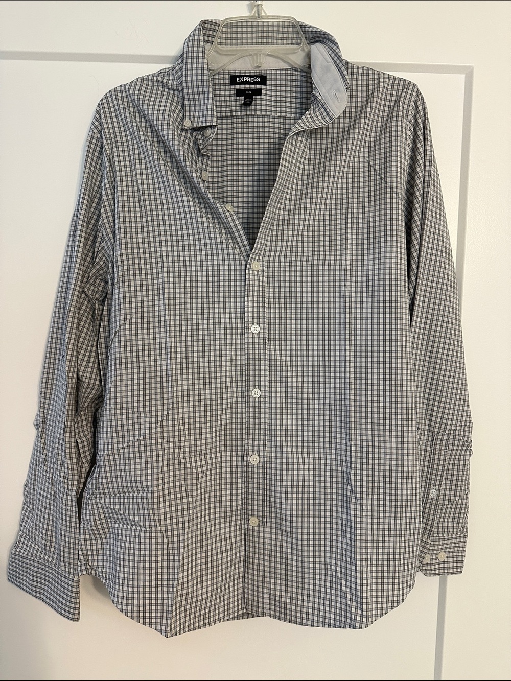 Men’s Express Long Sleeve Botton Down